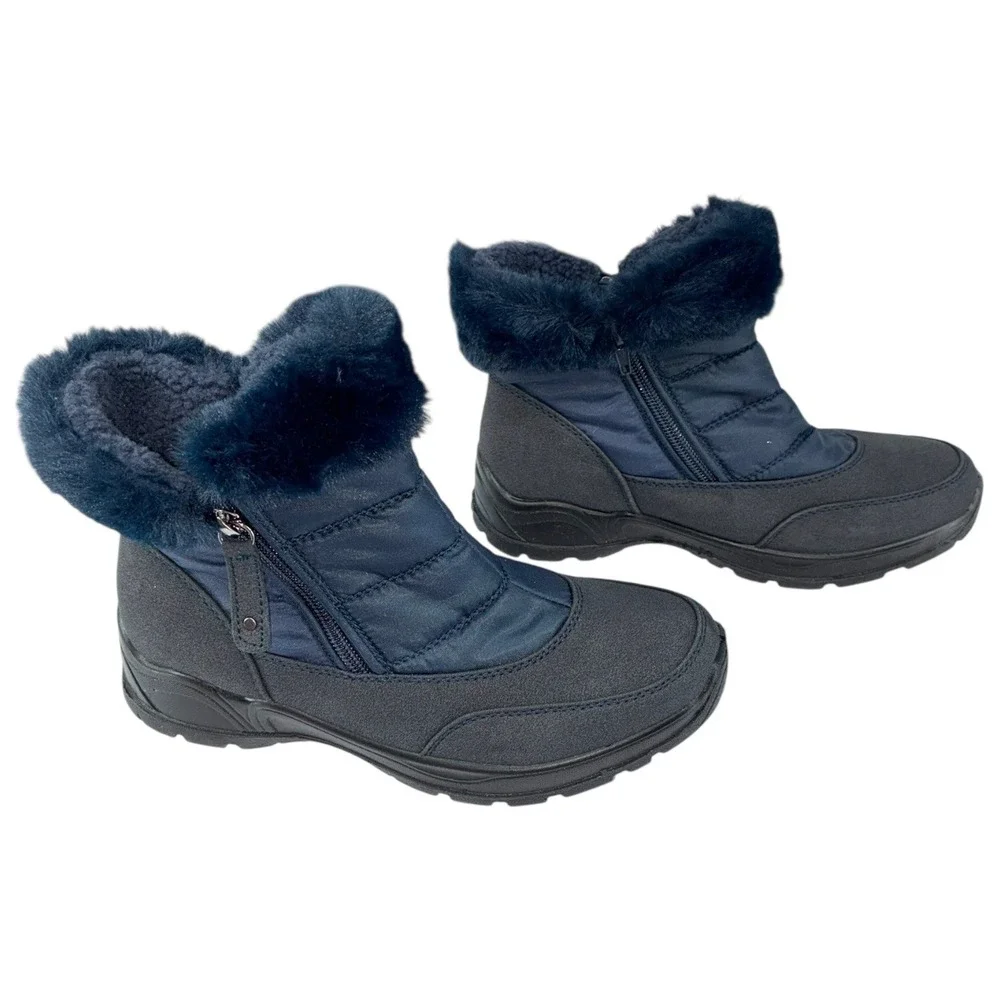 Easy Street Frosty Easy Dry Waterproof Faux Fur Winter Ankle Boots Navy‎ 6M NIB